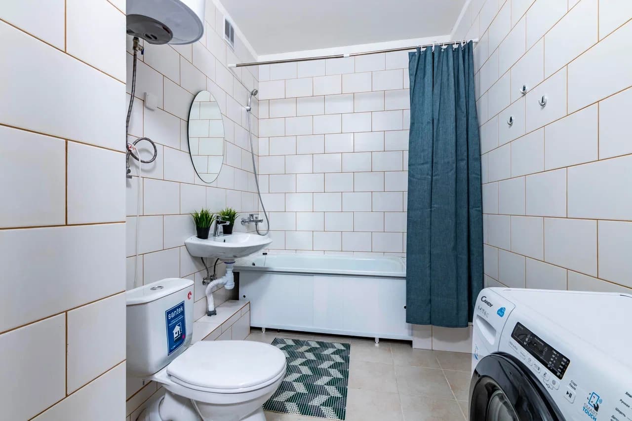 Снять 2-комнатную квартиру в Екатеринбурге у озера Шарташ посуточно 0