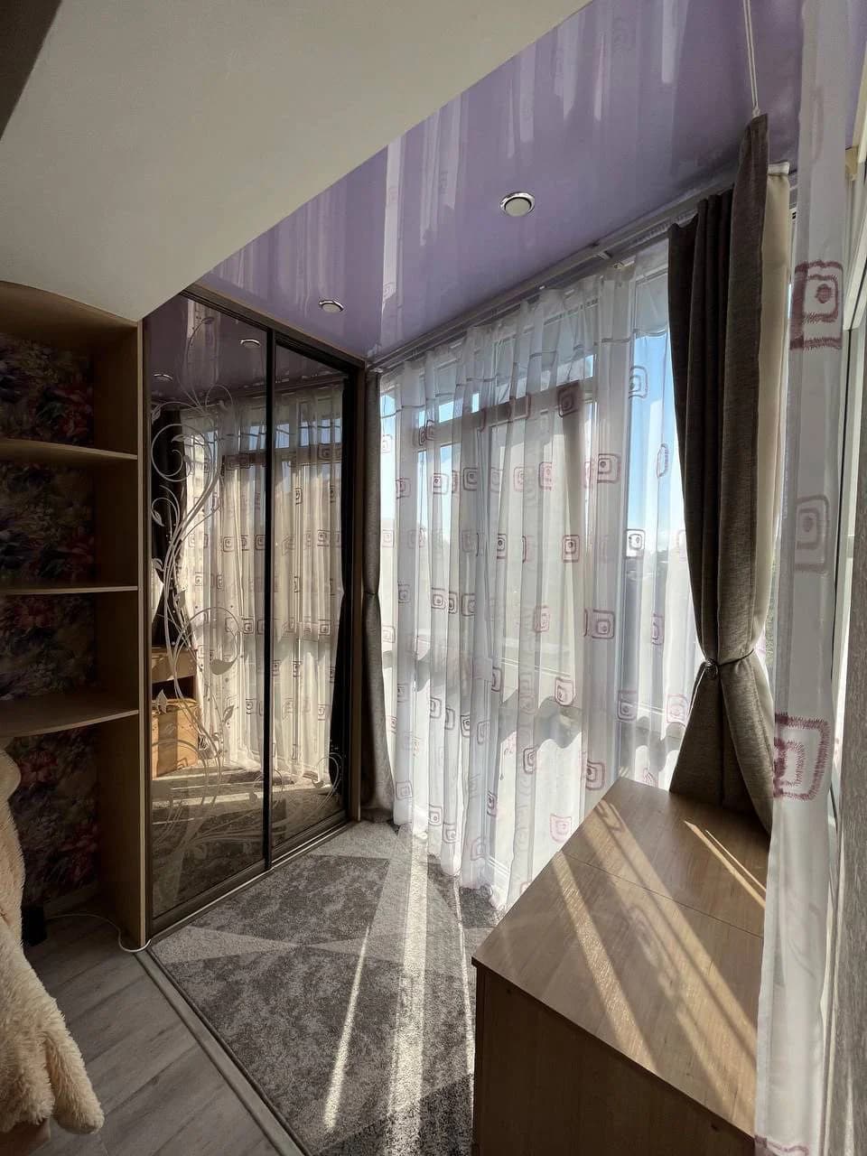 Снять на сутки студию в Сочи у ТРЦ Олимп (пер. Чехова 6/3) 1