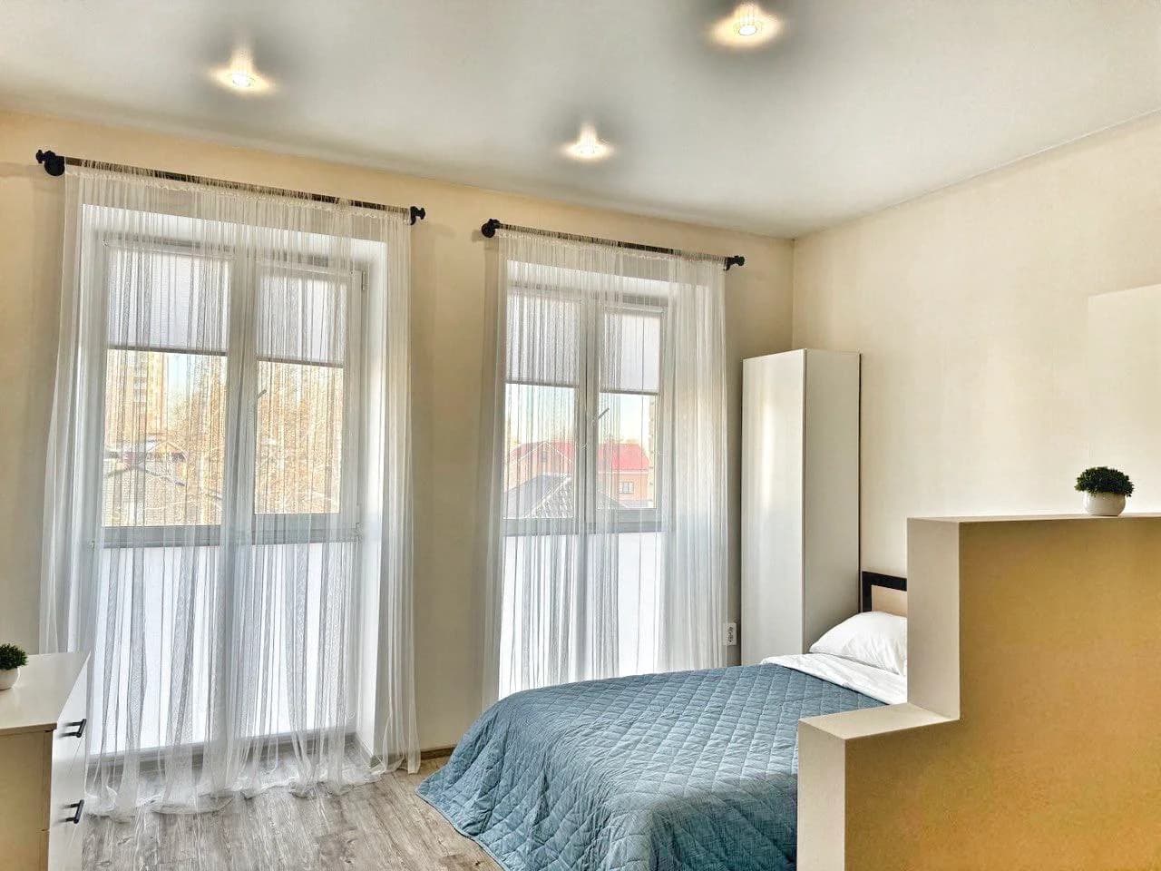 Снять уютную студию в Челябинске у арены «Трактор» и ТРК «Космос» посуточно 1