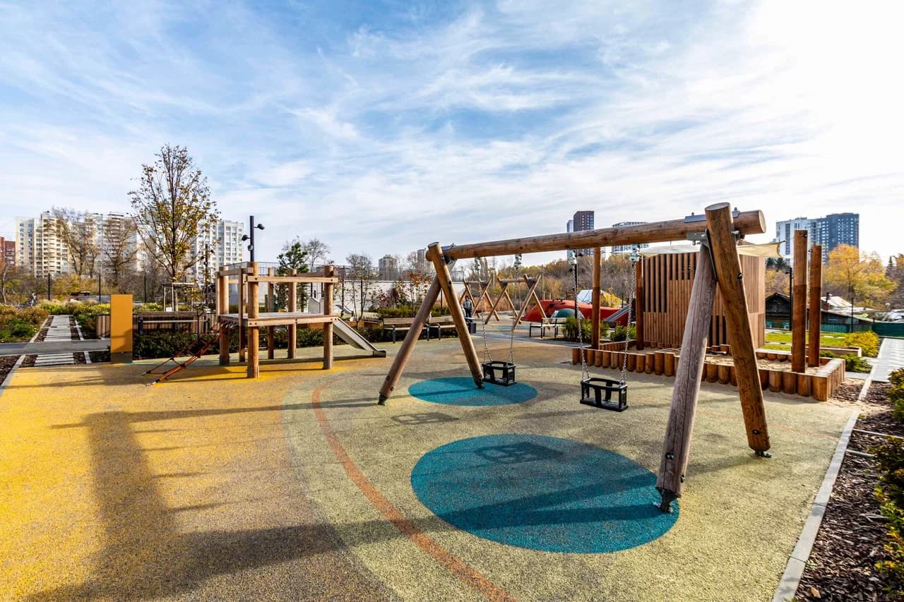 Снять 3-к квартиру в Екатеринбурге у Цирка и парка Зеленая Роща Посуточно 2