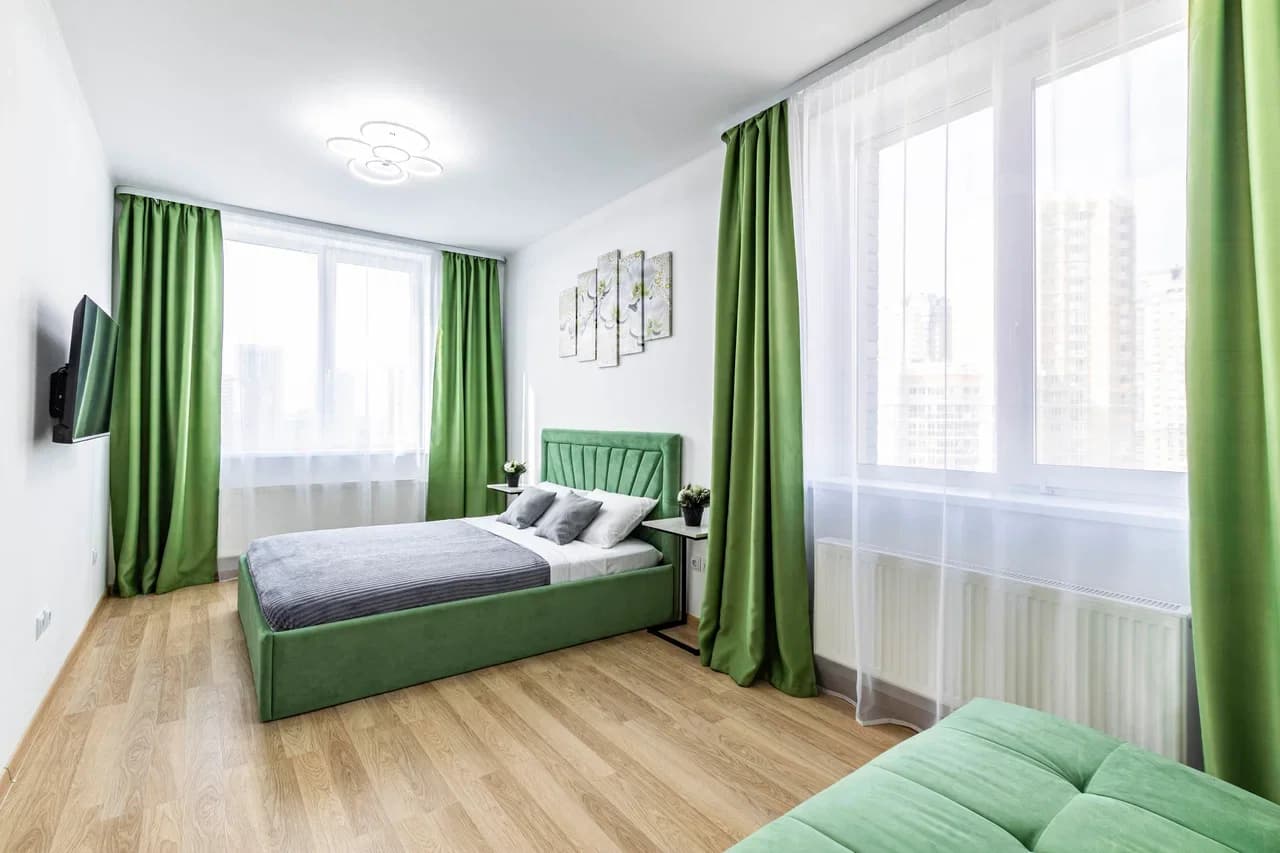 Снять 3-к квартиру в Екатеринбурге у Цирка и парка Зеленая Роща Посуточно 3