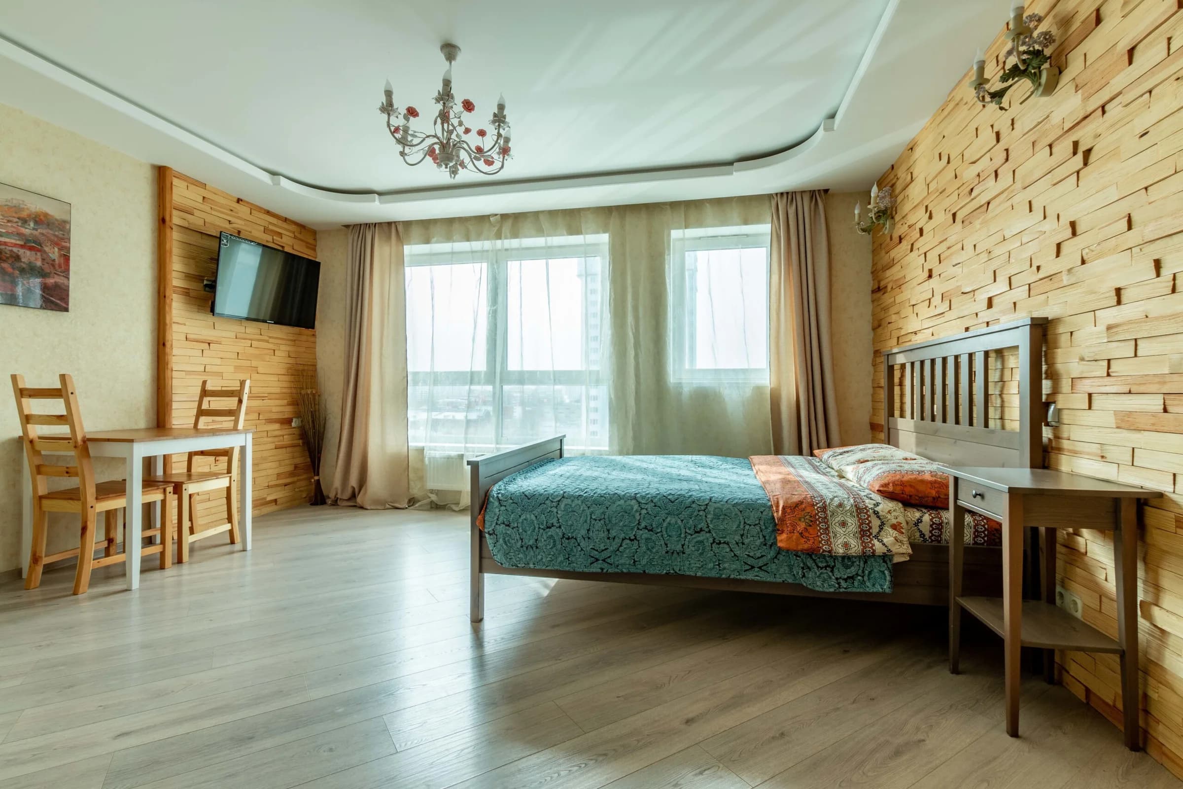 Снять уютную студию в Верх-Исетском районе Екатеринбурга рядом с набережной и Ельцин Центром Посуточно 0