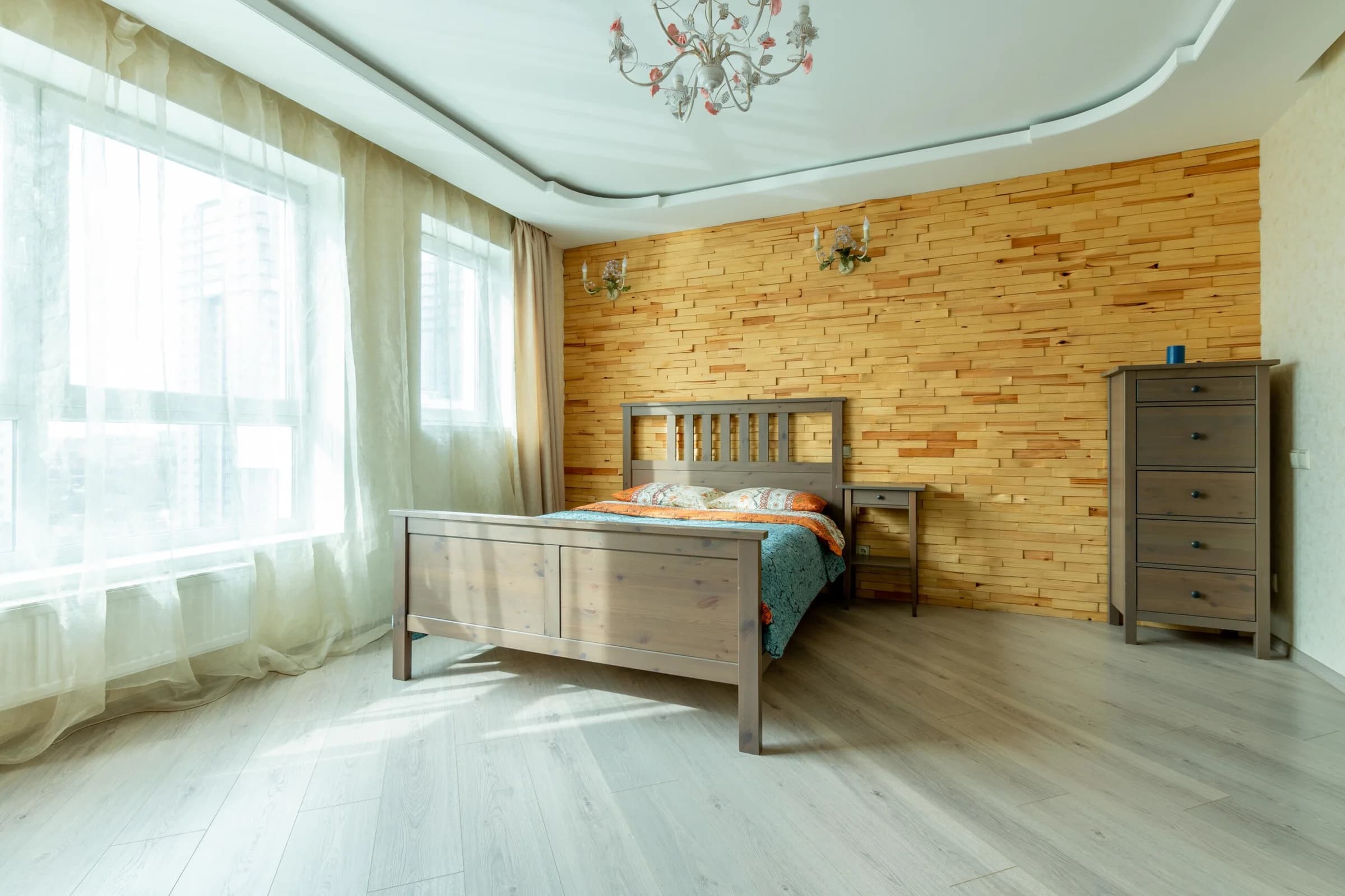 Снять уютную студию в Верх-Исетском районе Екатеринбурга рядом с набережной и Ельцин Центром Посуточно 1