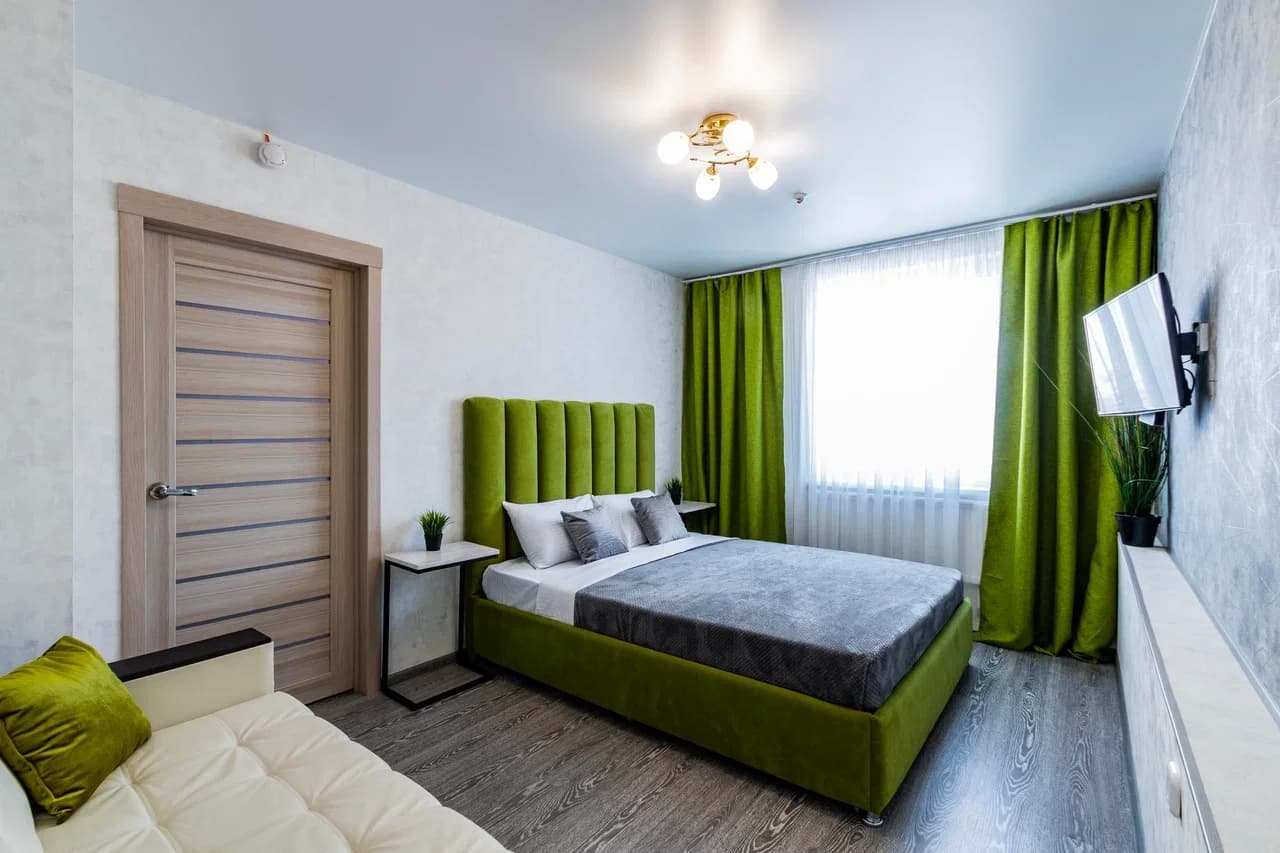 Снять 3-комнатную квартиру в Екатеринбурге на ул. Куйбышева посуточно 2