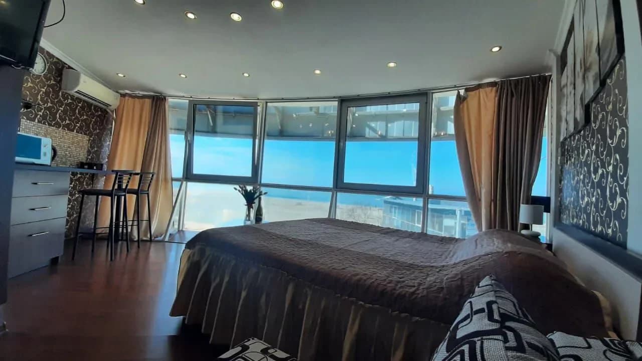 Снять квартиру посуточно в Севастополе у моря (Любоморье)