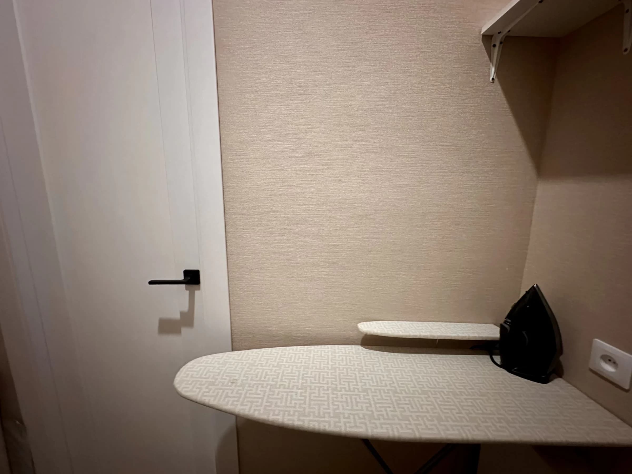 Снять стильную студию в центре Уфы у Арт-КВАДРАТа посуточно 1