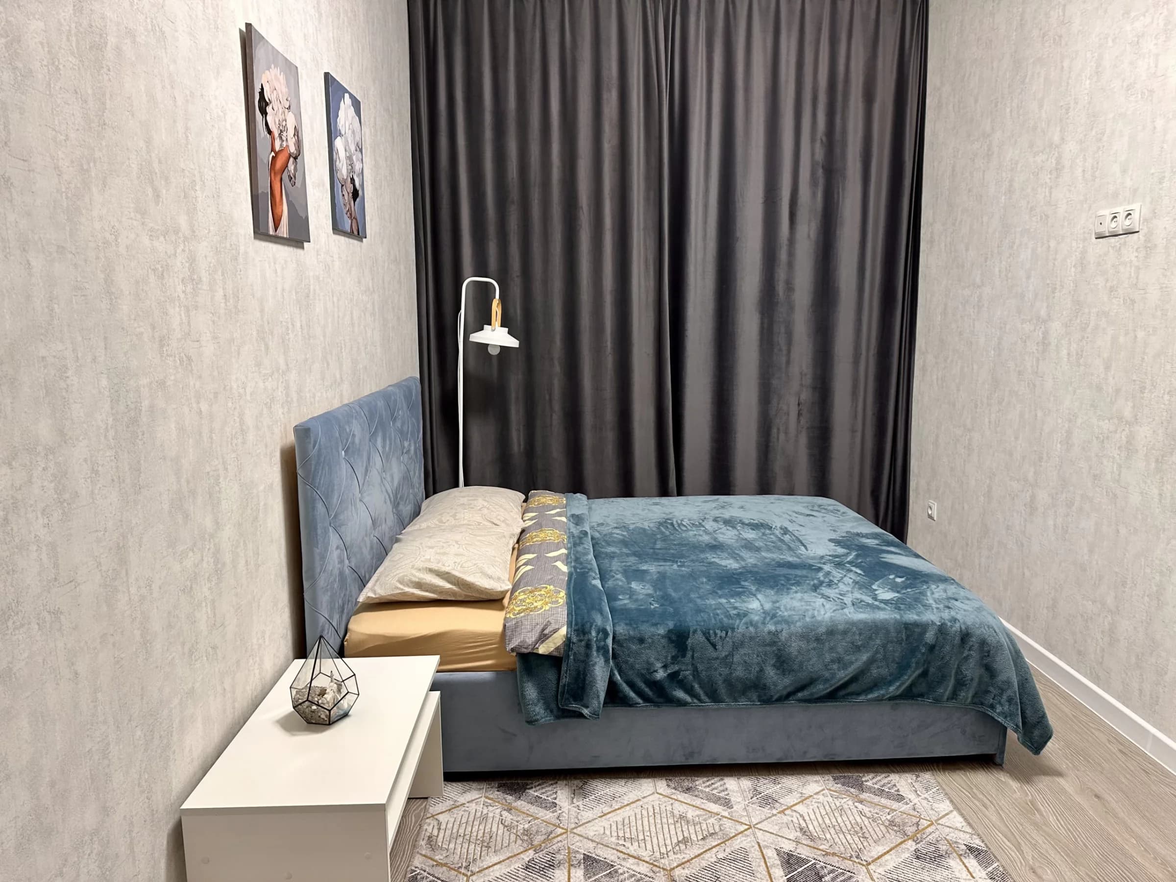 Снять стильную студию в центре Уфы у Арт-КВАДРАТа посуточно 3