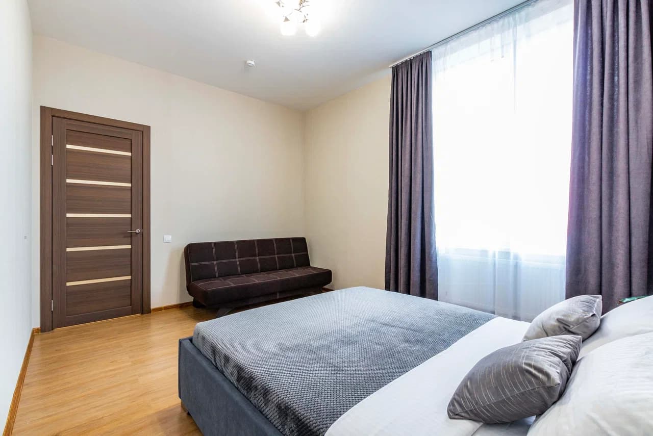 Снять 2-к квартиру в Екатеринбурге у метро Ботаническая, Щербакова Посуточно