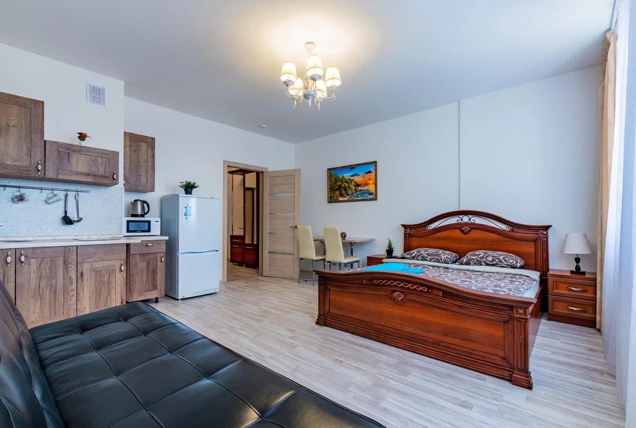 Снять квартиру-студию в Екатеринбурге у ТЦ Дирижабль посуточно 2