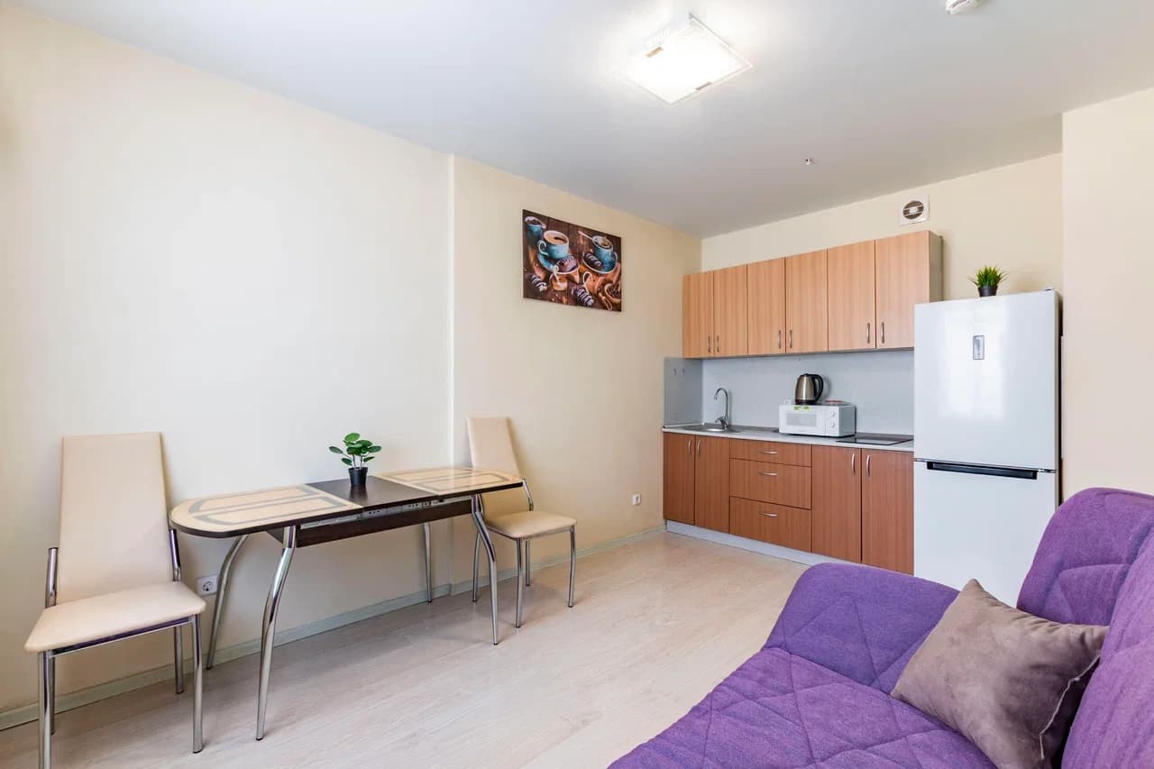 Снять 2-комнатную квартиру в Екатеринбурге у Шарташского рынка посуточно 3