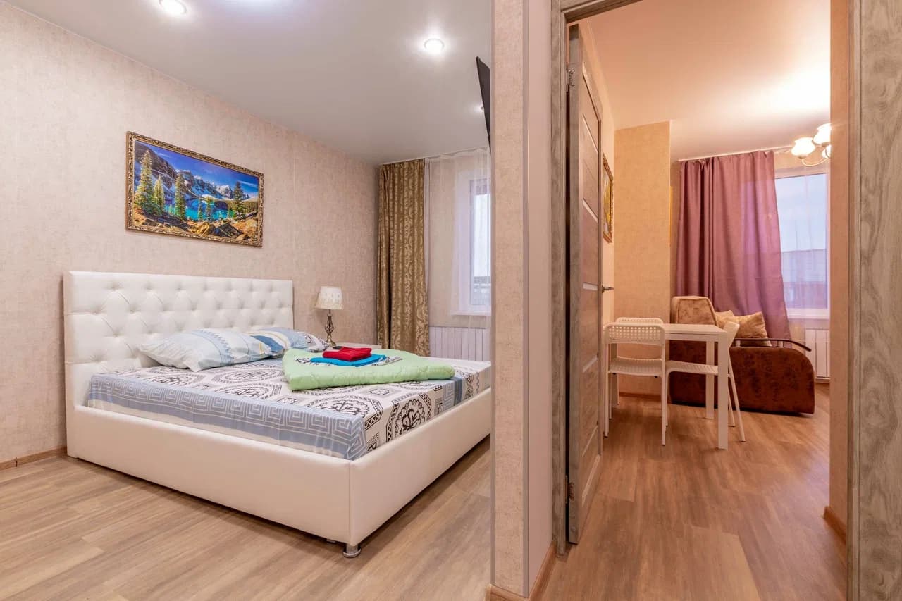 Снять 2-комнатную квартиру в Екатеринбурге у набережной Исети посуточно