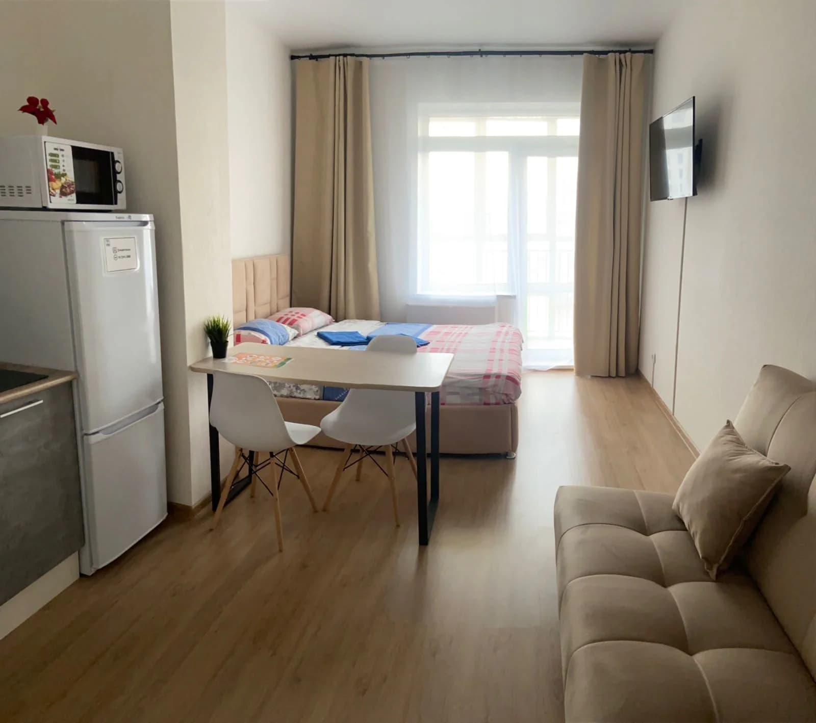 Снять уютную студию в Чкаловском районе Екатеринбурга у метро Чкаловская Посуточно 1