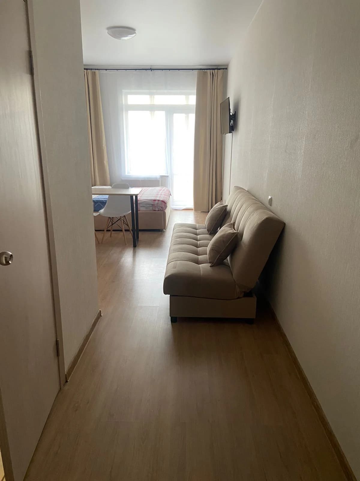 Снять уютную студию в Чкаловском районе Екатеринбурга у метро Чкаловская Посуточно 3