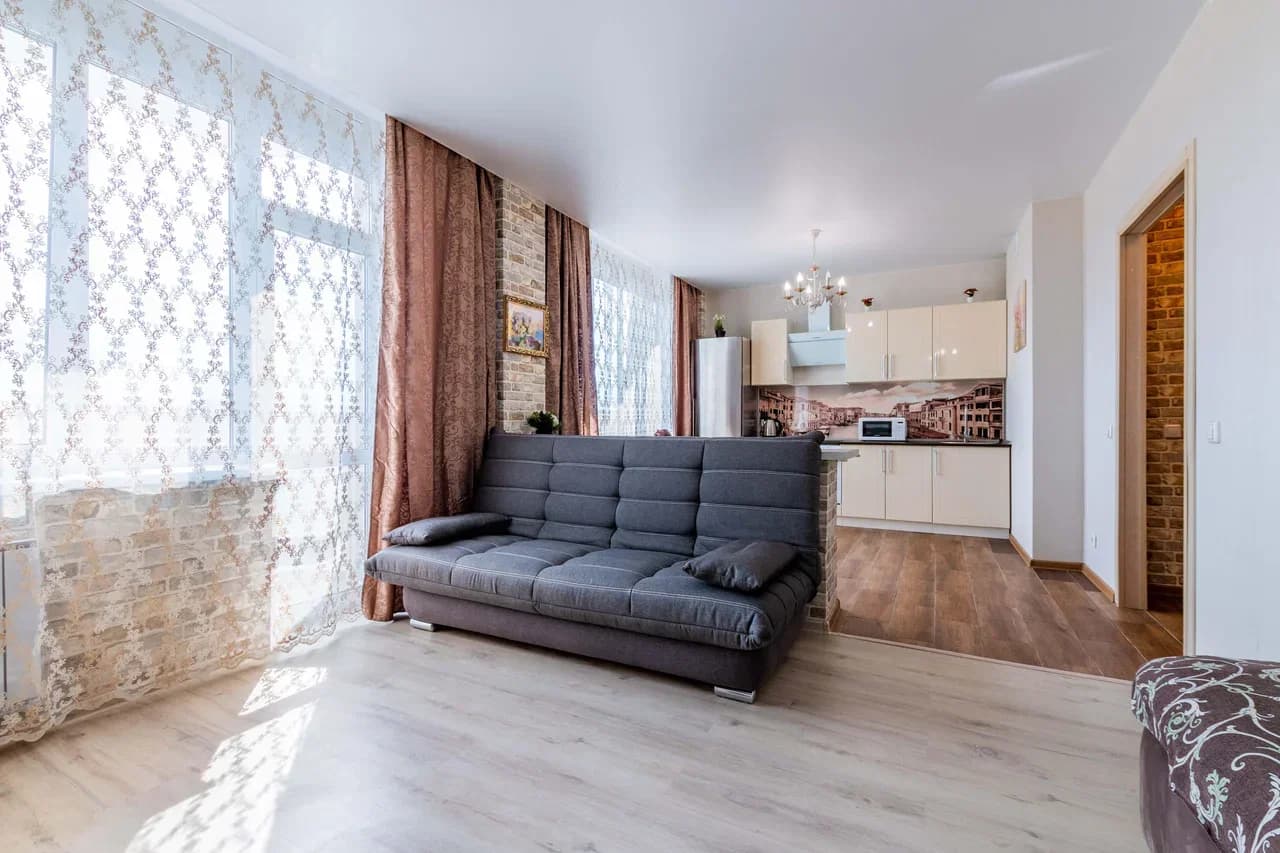 Снять квартиру-студию в Екатеринбурге у метро Ботаническая посуточно 2