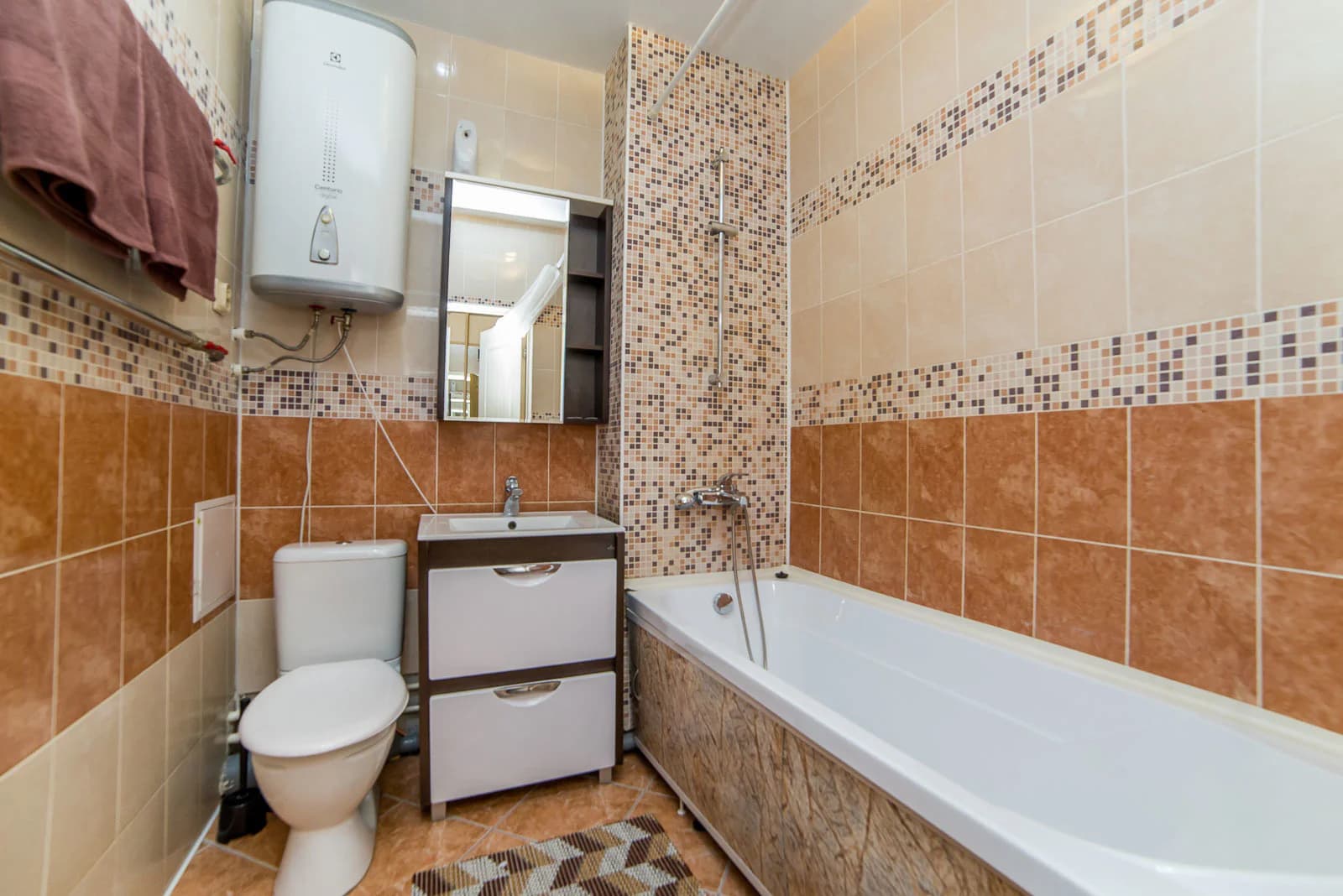 Снять просторную студию в Чкаловском районе Екатеринбурга у метро Чкаловская Посуточно 0