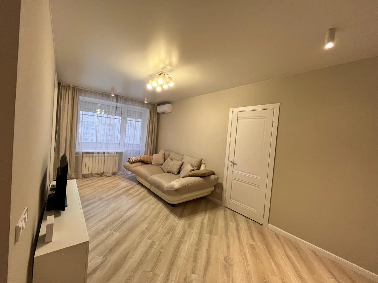 Аренда студии на Варшавском шоссе 18к1 — снять квартиру посуточно у МЦК Верхние Котлы 1