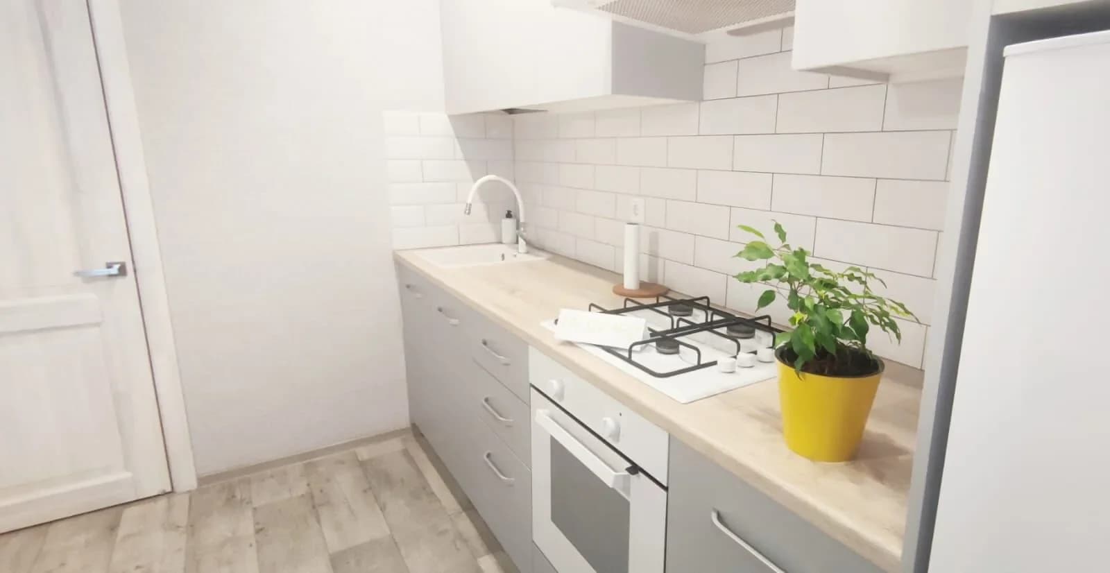 Снять квартиру посуточно в Севастополе у Сапун-горы (Горпищенко 143) 0