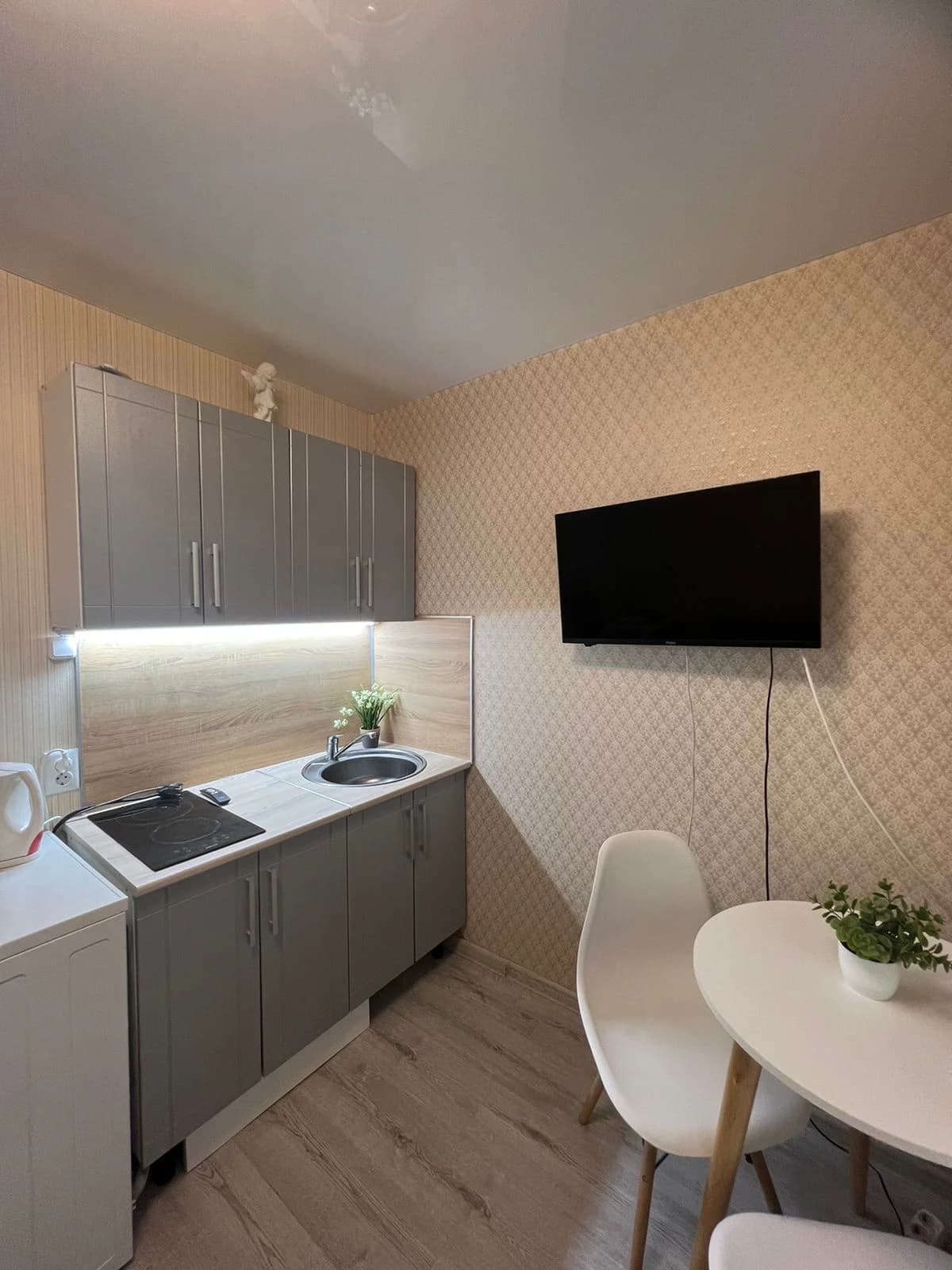 Снять уютную студию в Казани посуточно | ул. Аделя Кутуя 68 к2 | Советский район 0