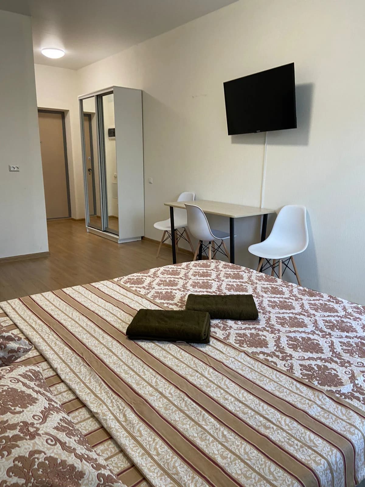 Аренда апартаментов в Екатеринбурге возле Южного Автовокзала и ТРЦ Мегаполис Посуточно