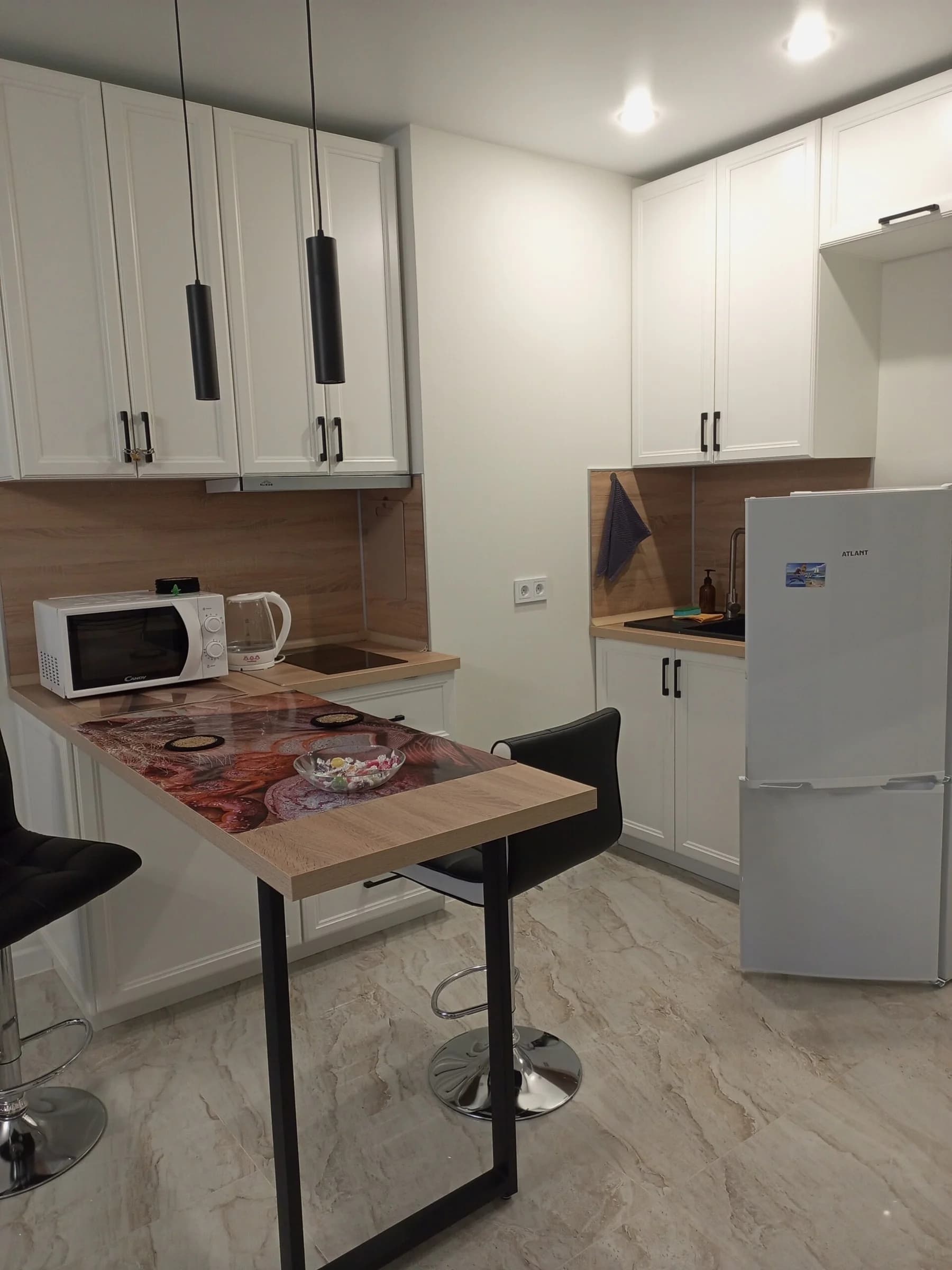 Снять на сутки студию в Сочи у моря (Гайдара 22) 3