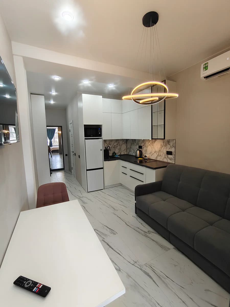 Квартира на сутки в Евпатории в центре (Фрунзе 20) 3