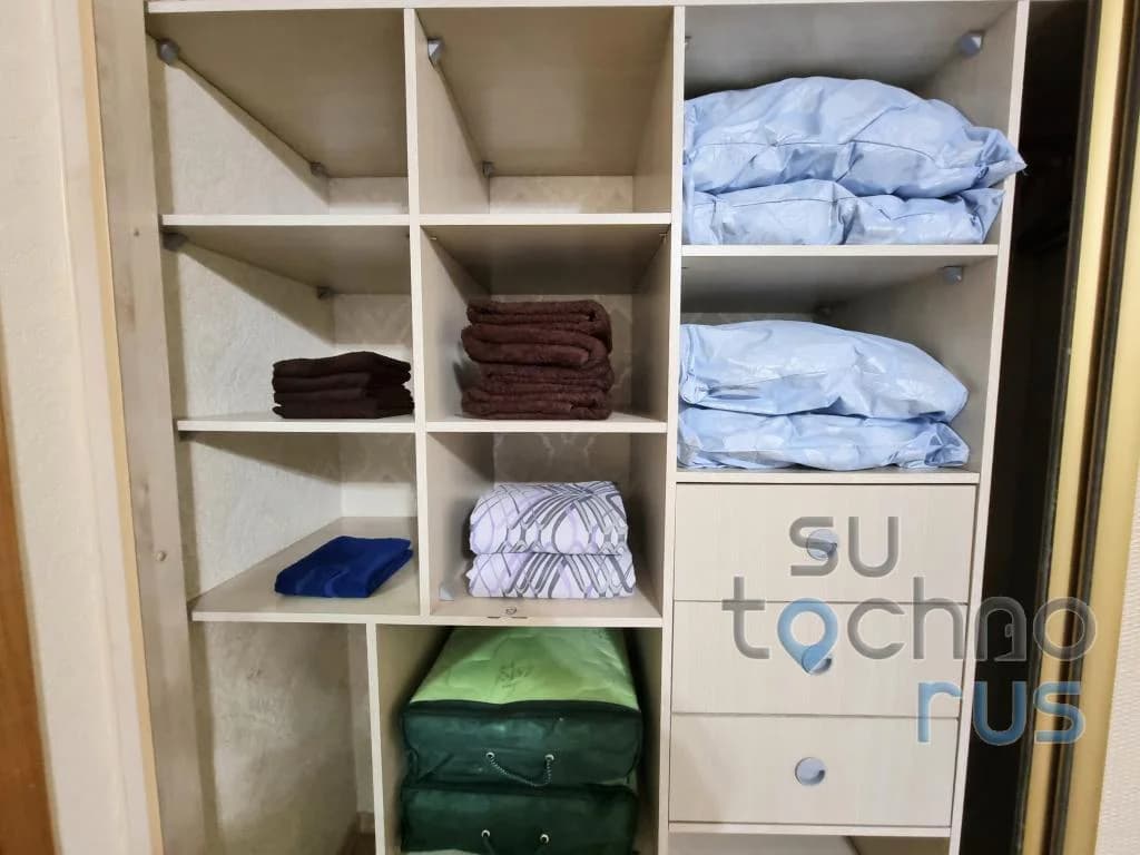 Снять квартиру на сутки в Хабаровске у площади Ленина (Шеронова 54) 2