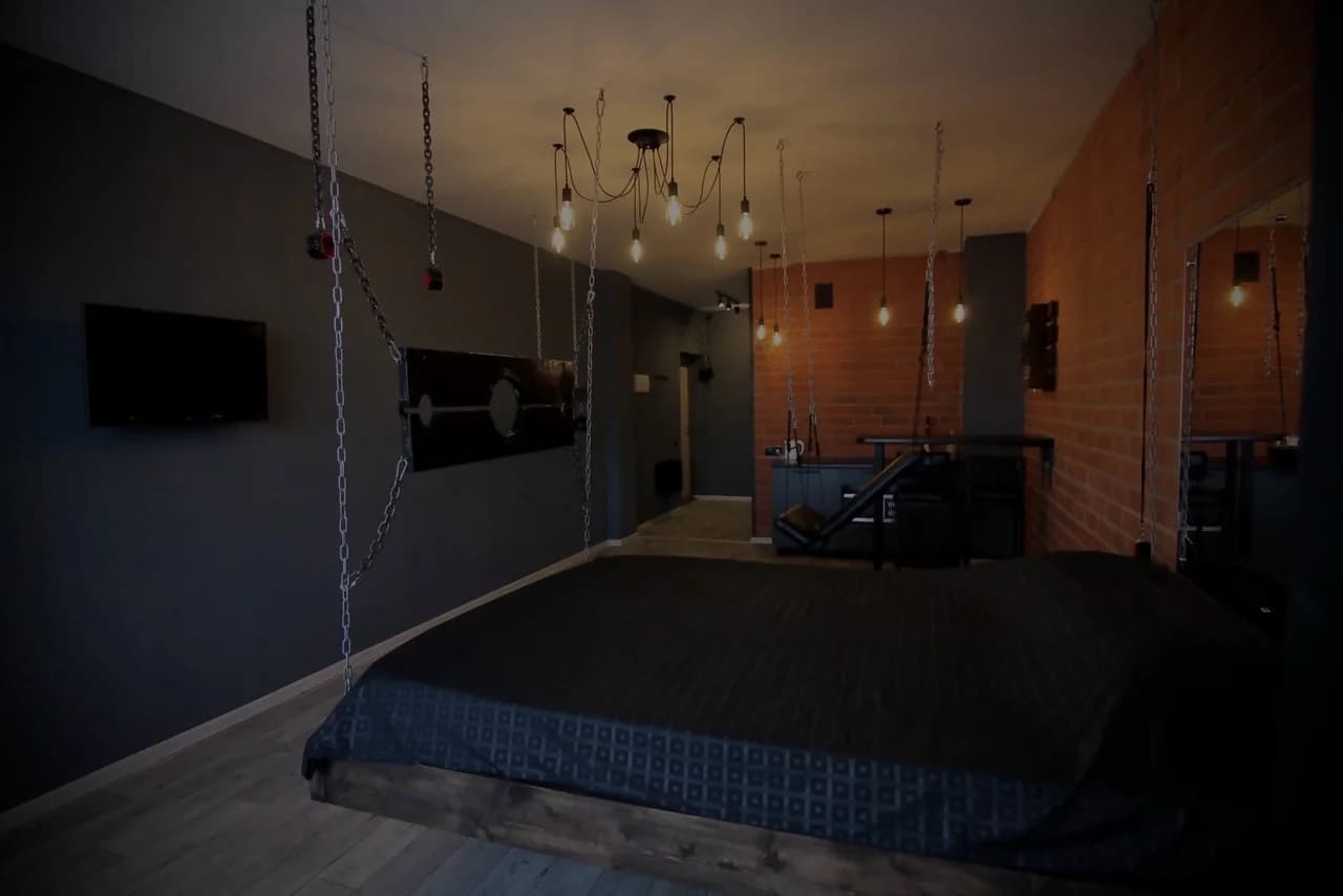 Снять тематическую студию «50 оттенков» в центре Челябинска посуточно