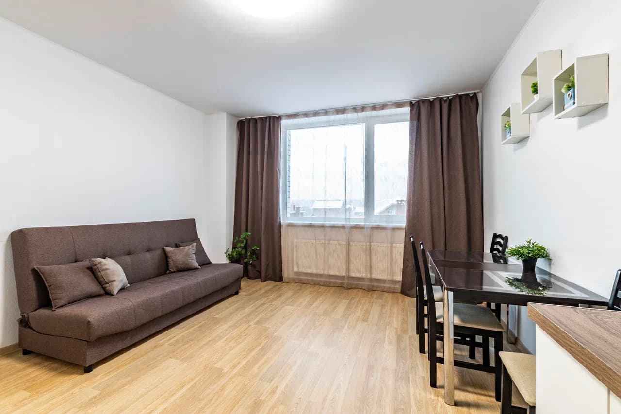 Снять 3-комнатную квартиру в Екатеринбурге у Парка Победы посуточно 3