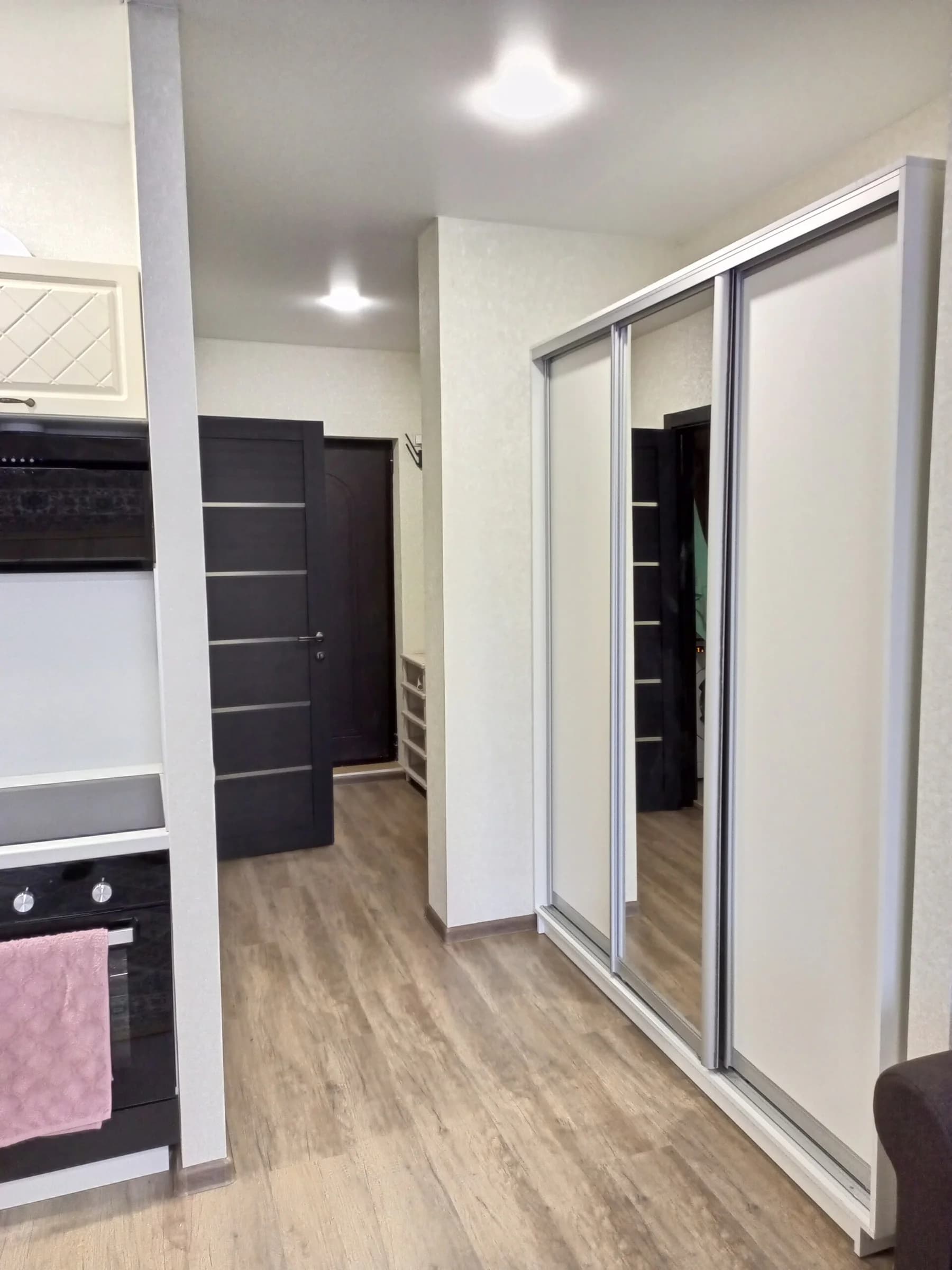 Снять посуточно студию в Сочи у моря (Гайдара 22) 1