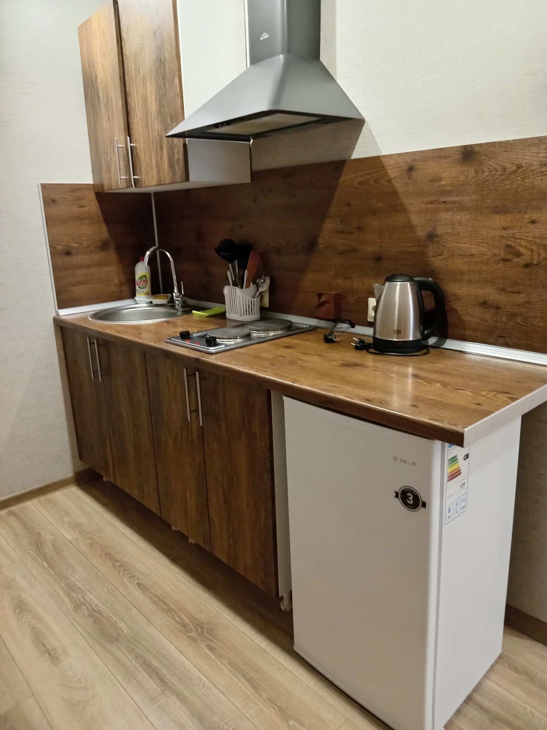 Аренда апартаментов в гостевом доме на улице Тихорецкая рядом с ТРК Июнь Посуточно