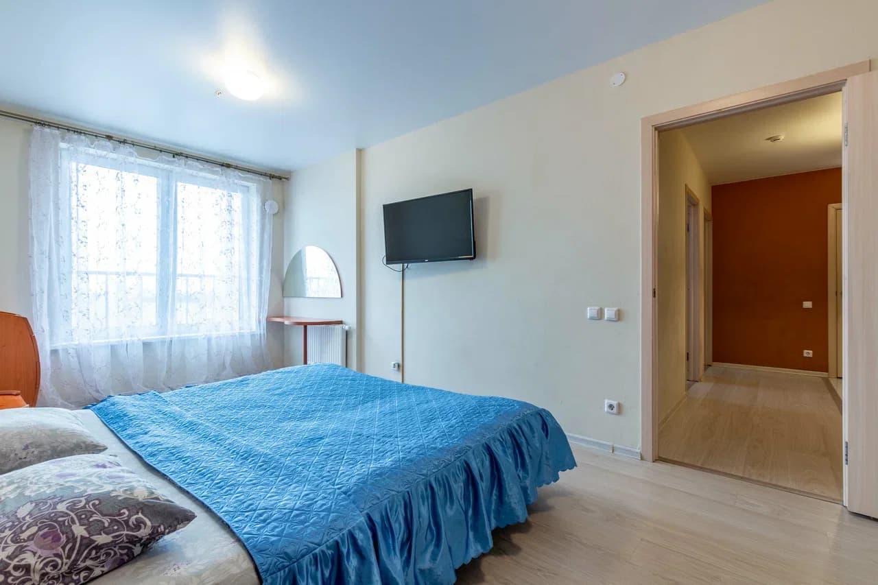 Снять 3-комнатную квартиру в Екатеринбурге у ЖД вокзала посуточно 0