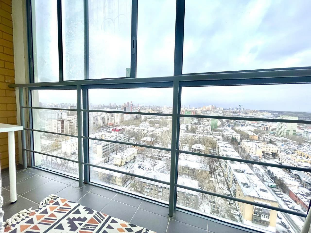 Аренда 2-к квартиры в Екатеринбурге, Пионерский район, рядом с ЖД вокзалом Посуточно 3