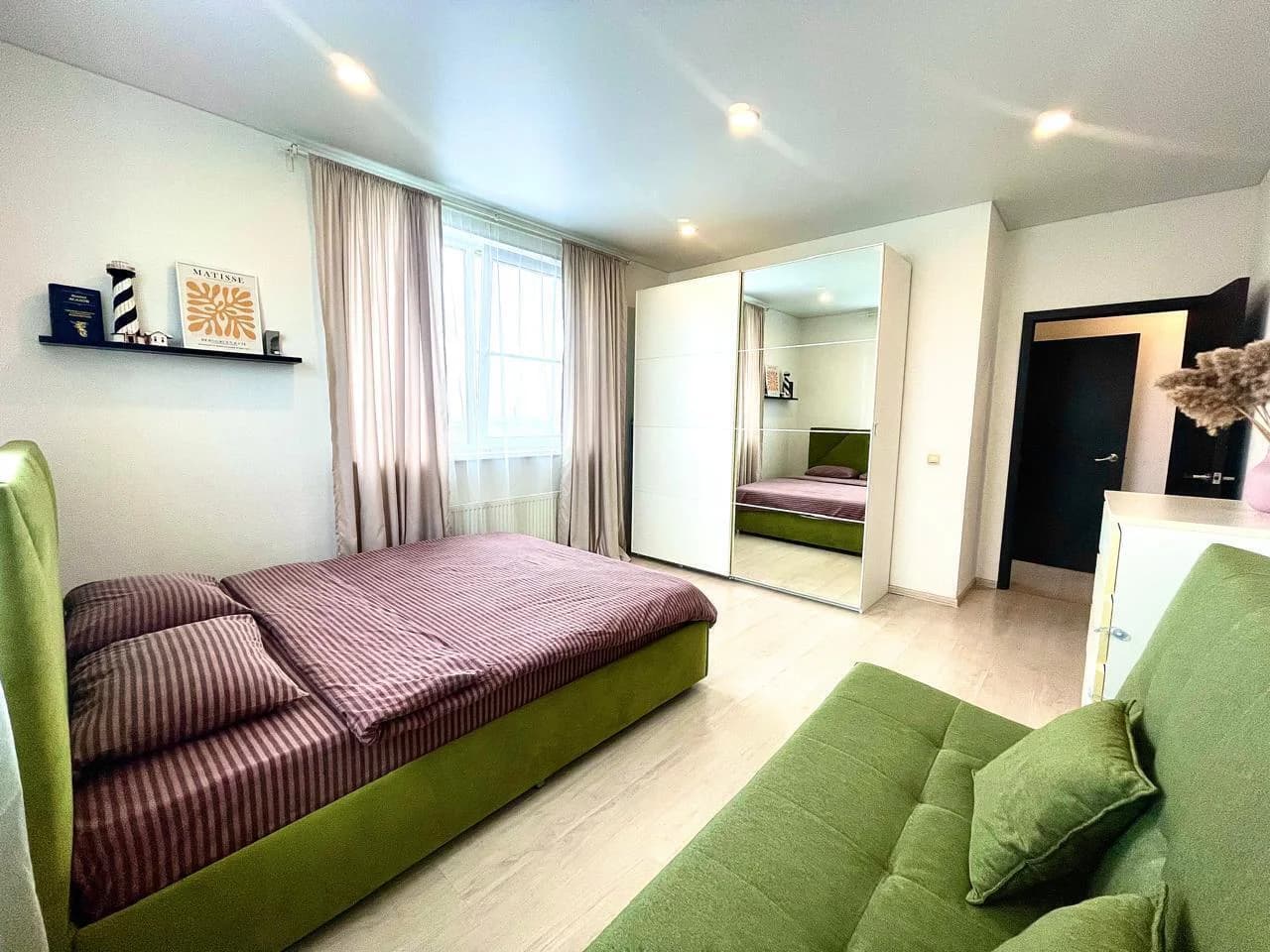 Аренда 2-к квартиры в Екатеринбурге, Пионерский район, рядом с ЖД вокзалом Посуточно