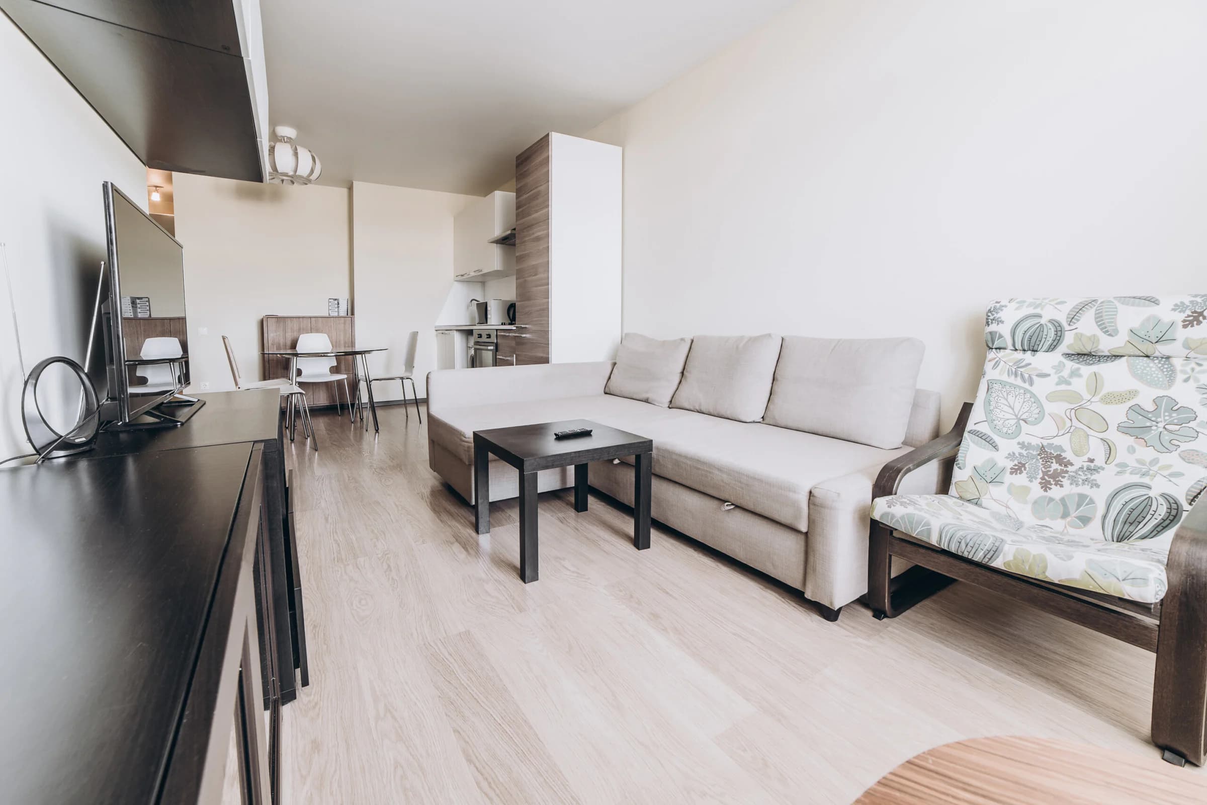 Апартаменты с видом на город от HomeHotelSochi 1