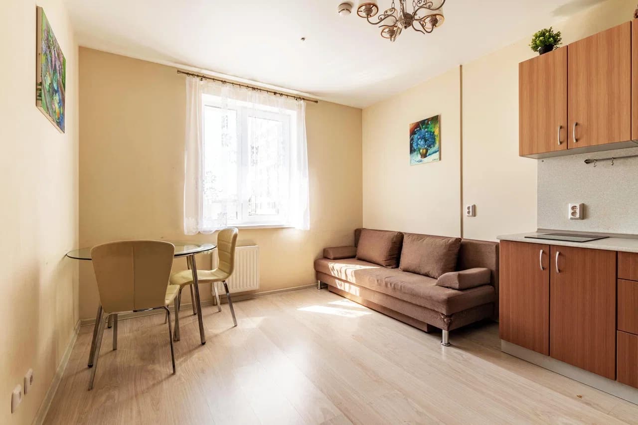 Снять 1-комнатную квартиру в Екатеринбурге у главного корпуса УрФУ посуточно 2