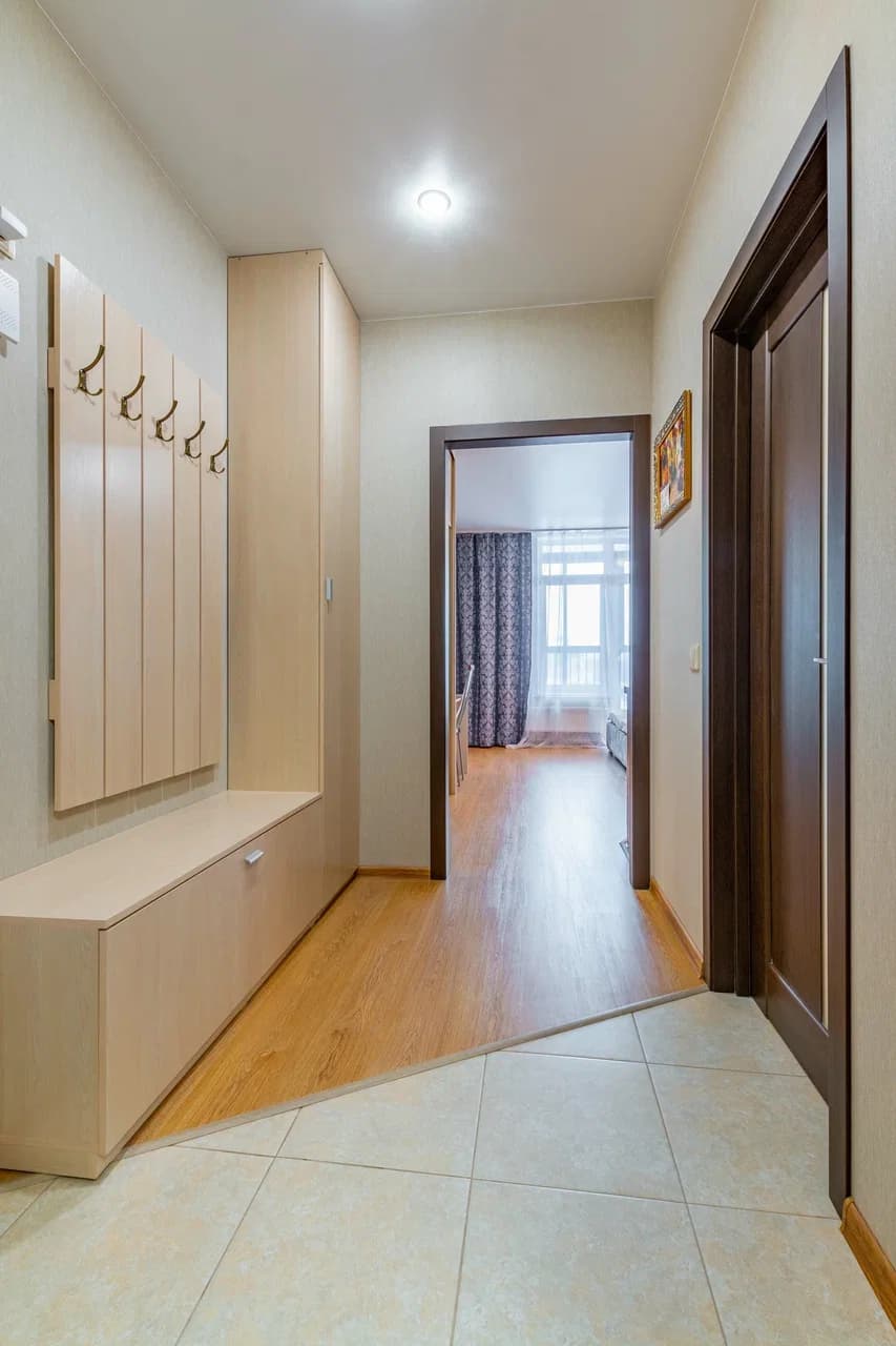 Снять квартиру-студию в Екатеринбурге у метро Чкаловская посуточно 1