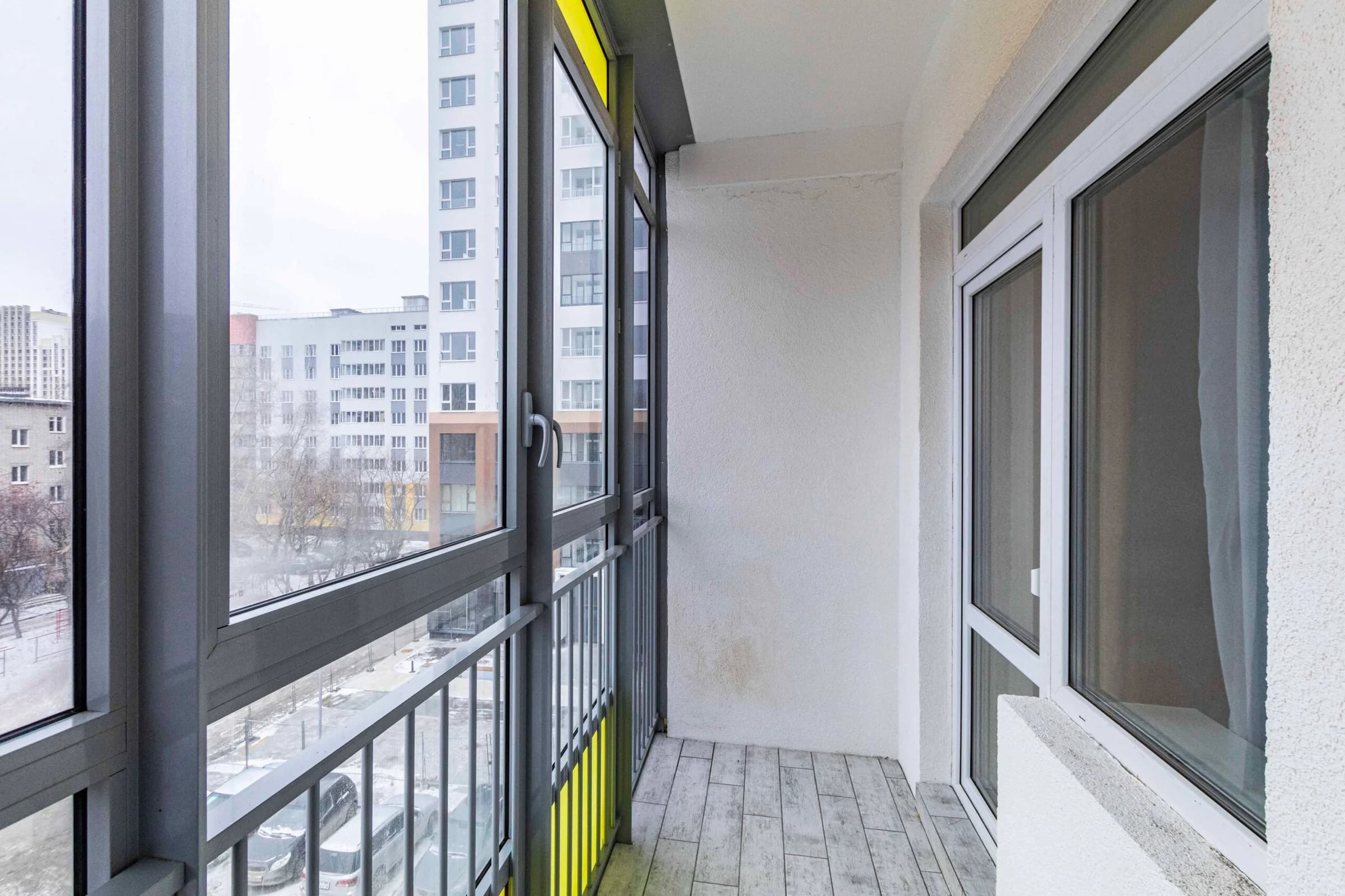 Снять современную студию в Екатеринбурге у метро Чкаловская рядом с ТРЦ Мегаполис Посуточно 0