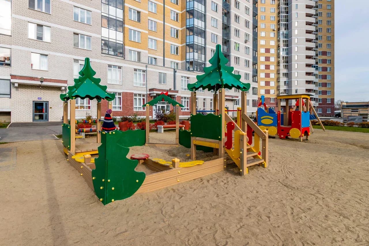 Снять 3-комнатную квартиру в Екатеринбурге у парка Маяковского посуточно 1