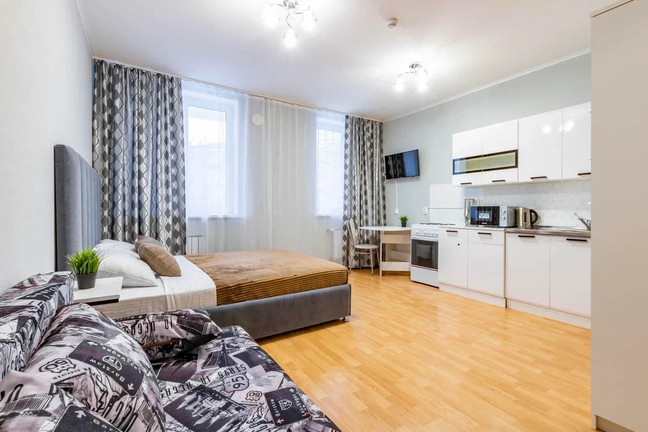 Снять квартиру-студию в Екатеринбурге у метро Проспект Космонавтов посуточно 2