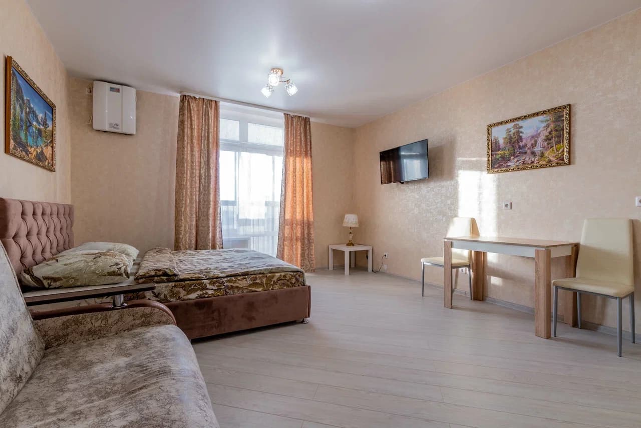 Снять квартиру-студию в Екатеринбурге у метро Чкаловская посуточно