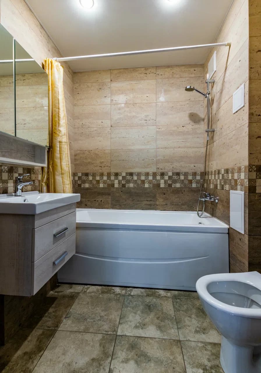 Аренда 2-к квартиры в Екатеринбурге, м. Площадь 1905 года, ул. Юмашева 6 Посуточно 0