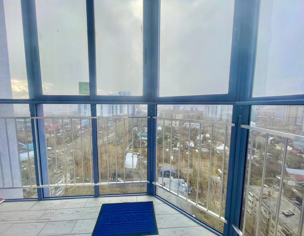 Аренда Квартиры-студии в Екатеринбурге, мкр. Втузгородок, рядом с ТРК «КомсоМОЛЛ» Посуточно 2