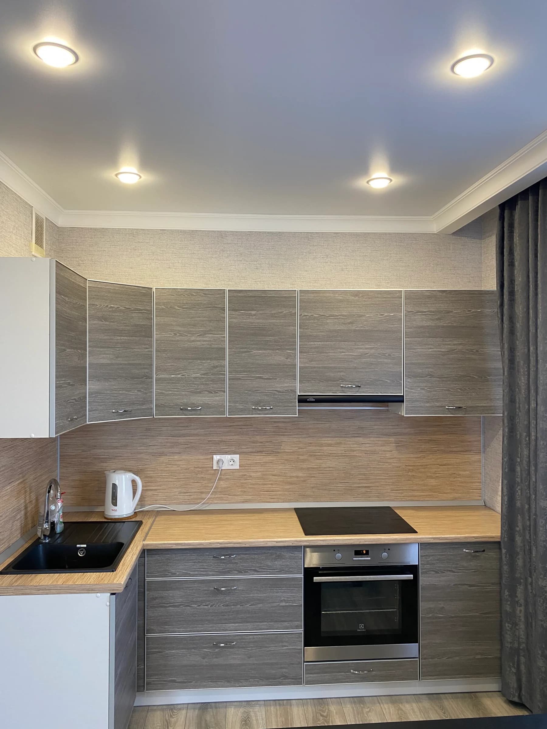 🏰 Снять евродвушку в Казани посуточно — Приволжский район (напротив KazanMall) 1