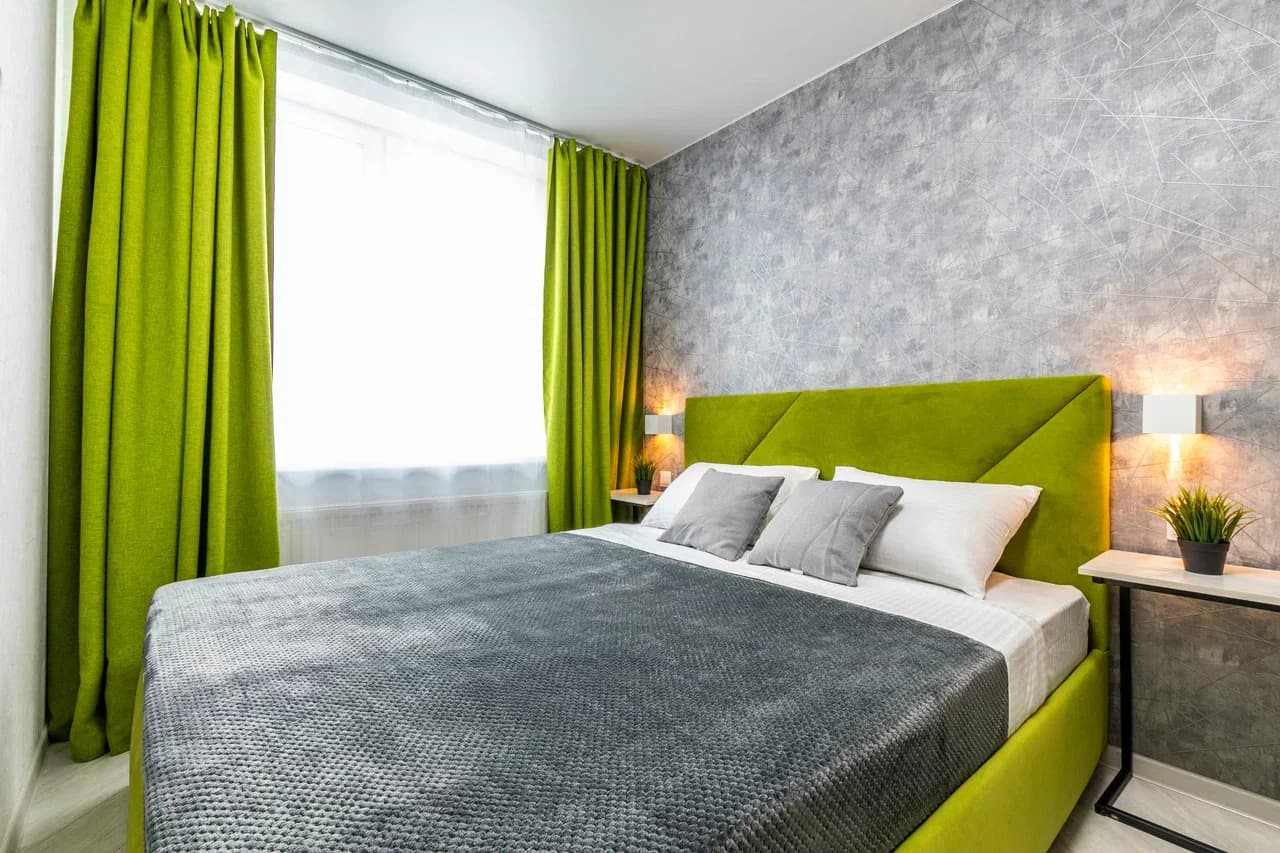 Снять 2-комнатную квартиру в Екатеринбурге у ТРЦ Карнавал посуточно 2