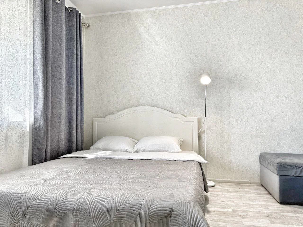 Аренда просторной 1-к квартиры в Челябинске на Тополиной аллее рядом с ЛА «Трактор» посуточно 0